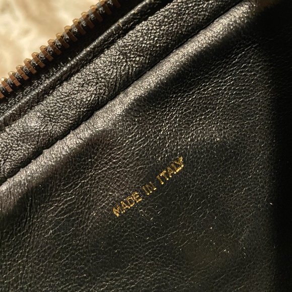 CHANEL crossbody camera bag - converts to shoulder bag - Picture 13 of 15